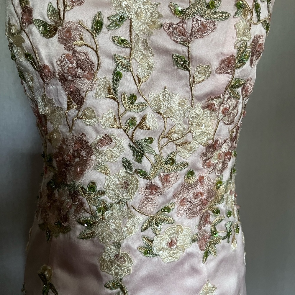 Stacees Blush Pink Floral Embroidered sheath Dress - Picture 5 of 9